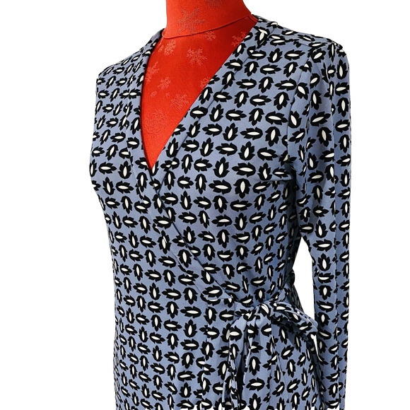 Ann Taylor True Wrap Dress Size 2T Tall Gray Black V-Neck Long Sleeve Career - Picture 3 of 11